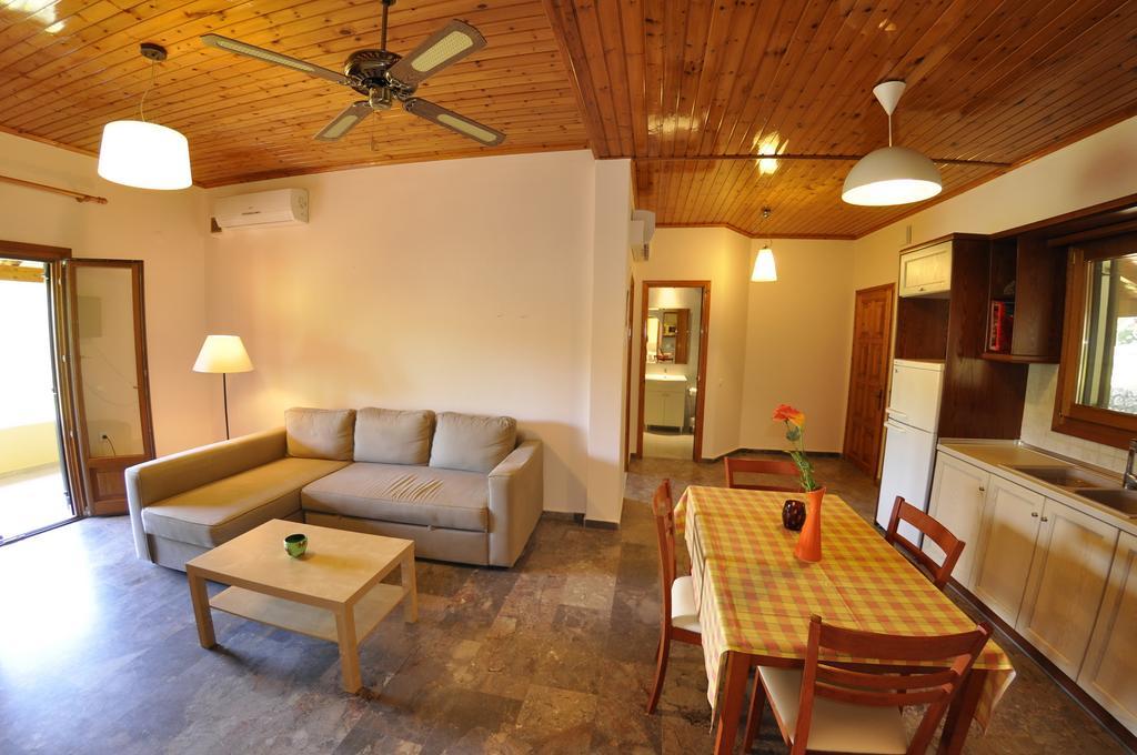 Magdalini Apartments Afión Екстериор снимка